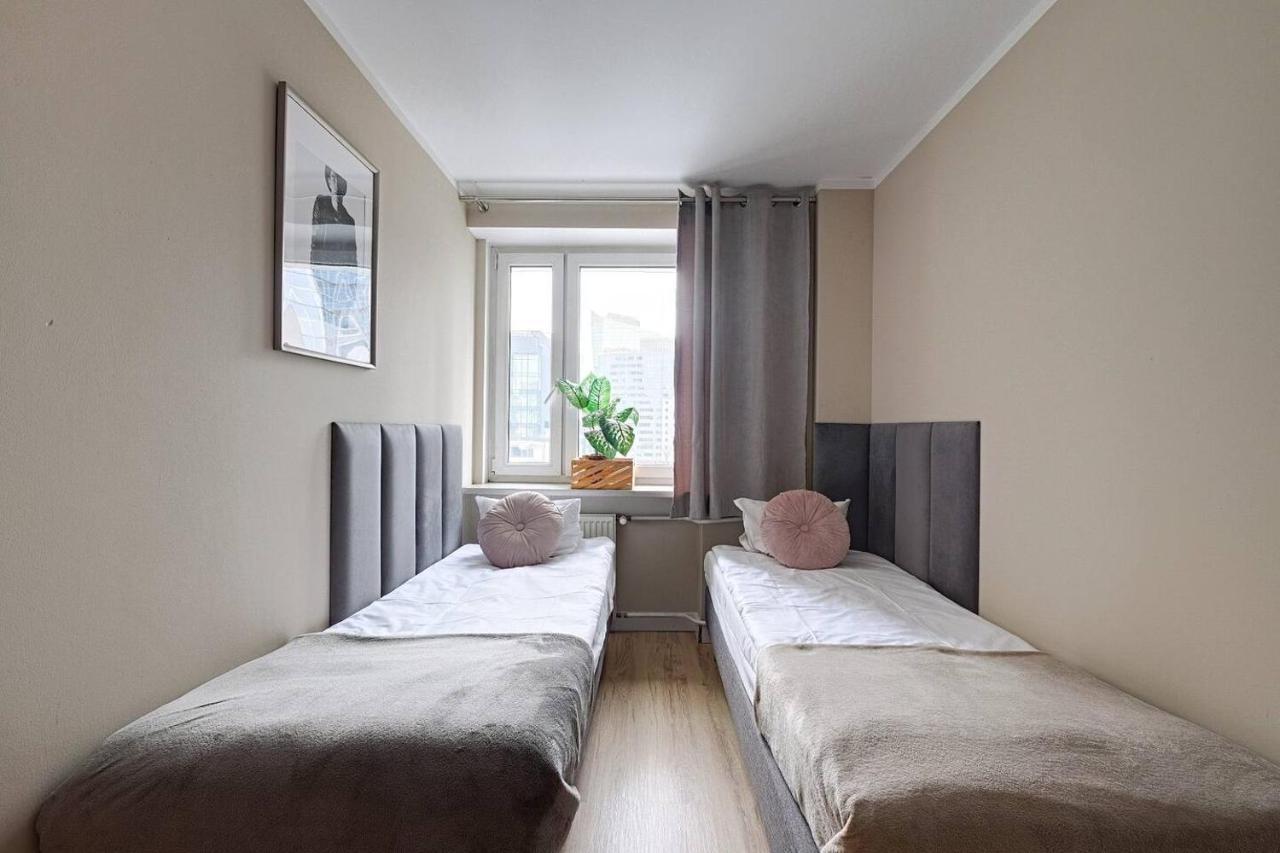 Privilage Location W Centrum Butas Warsaw
